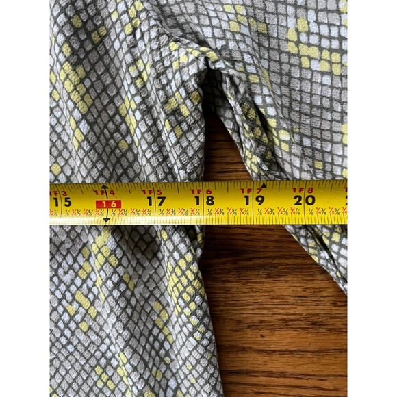 EQUIPMENT Femme Gray Yellow Snake Print Button Up Shirt Top Women's Size Large - Picture 9 of 10